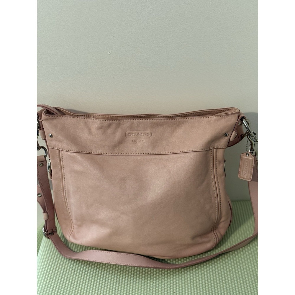 Coach Leather Hobo Bag in Dusty Pink